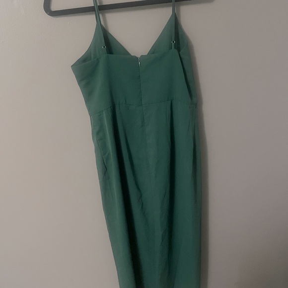 Lulus dress green size medium - Picture 5 of 9